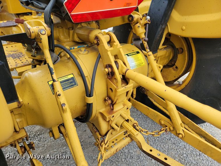 image for item DW2252 1987 Ford 345D landscape tractor