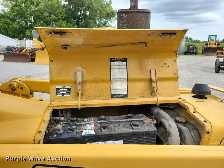 image for item DW2252 1987 Ford 345D landscape tractor