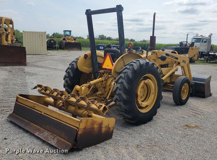 image for item DW2253 1985 Ford 345D landscape tractor