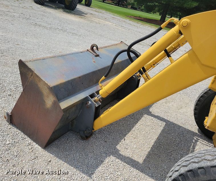 image for item DW2253 1985 Ford 345D landscape tractor