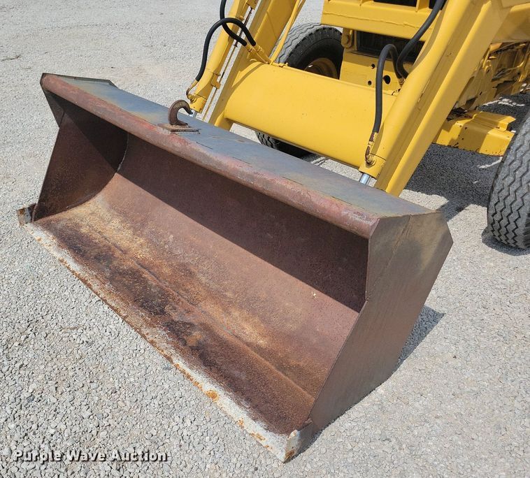 image for item DW2253 1985 Ford 345D landscape tractor