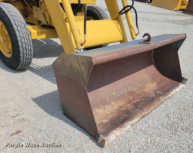 image for item DW2253 1985 Ford 345D landscape tractor