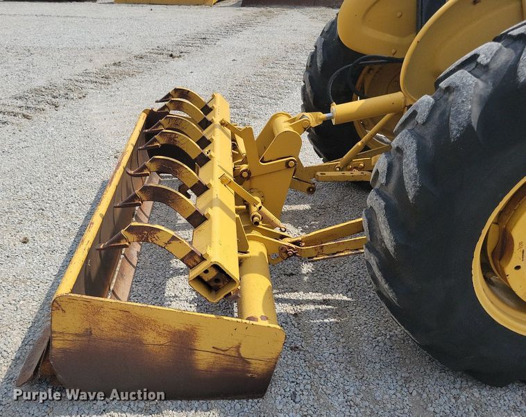 image for item DW2253 1985 Ford 345D landscape tractor