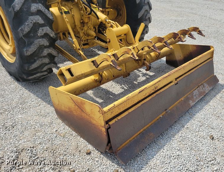 image for item DW2253 1985 Ford 345D landscape tractor