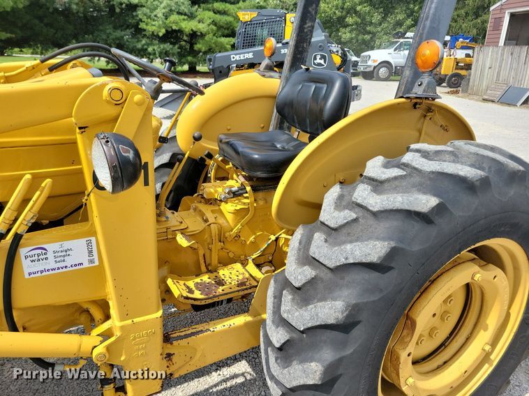 image for item DW2253 1985 Ford 345D landscape tractor