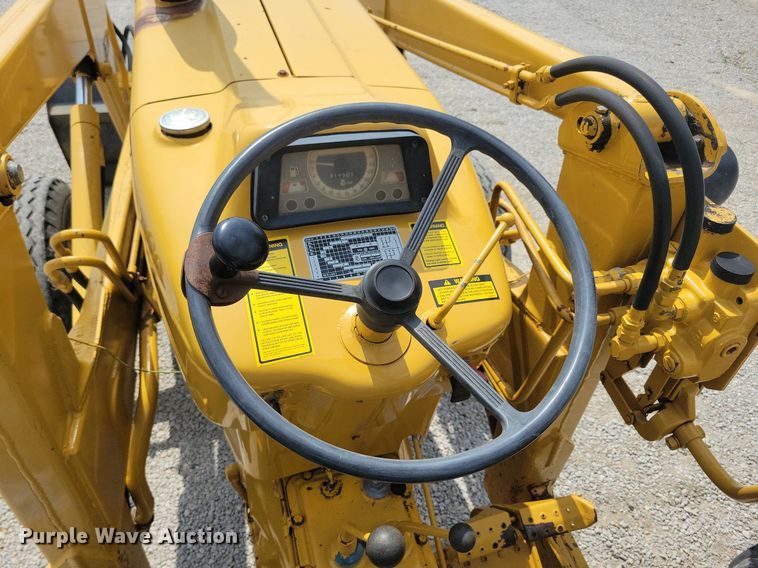 image for item DW2253 1985 Ford 345D landscape tractor