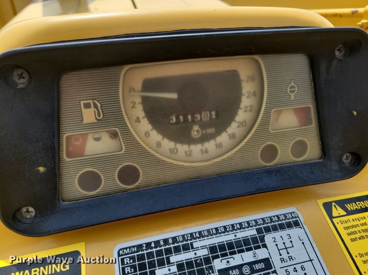 image for item DW2253 1985 Ford 345D landscape tractor