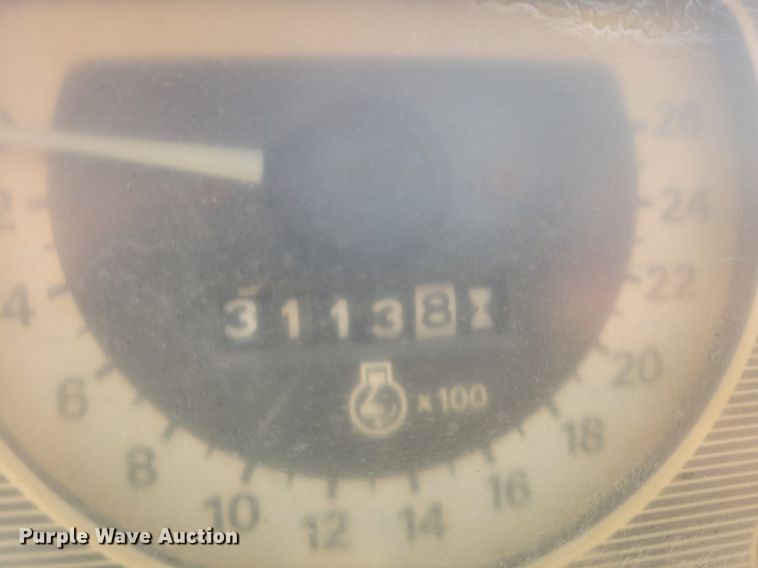 image for item DW2253 1985 Ford 345D landscape tractor