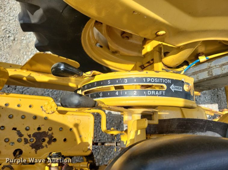 image for item DW2253 1985 Ford 345D landscape tractor