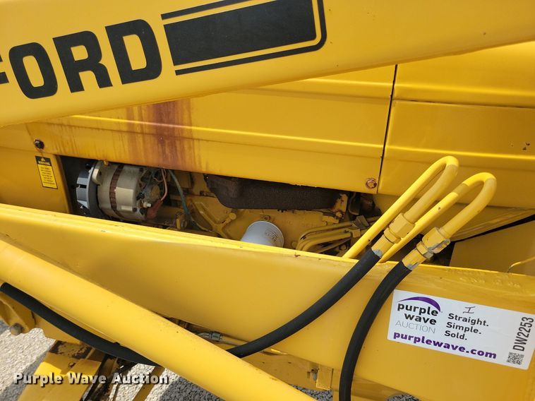 image for item DW2253 1985 Ford 345D landscape tractor