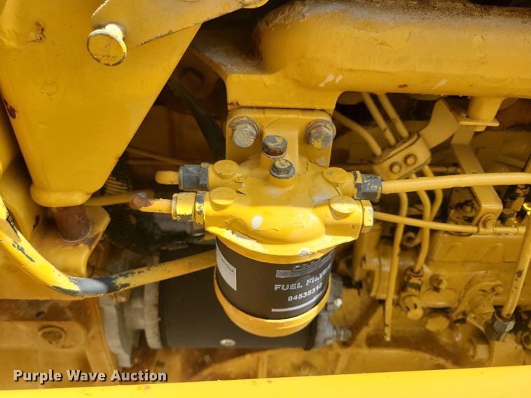 image for item DW2253 1985 Ford 345D landscape tractor