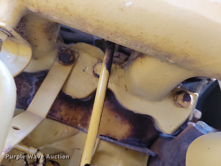 image for item DW2253 1985 Ford 345D landscape tractor