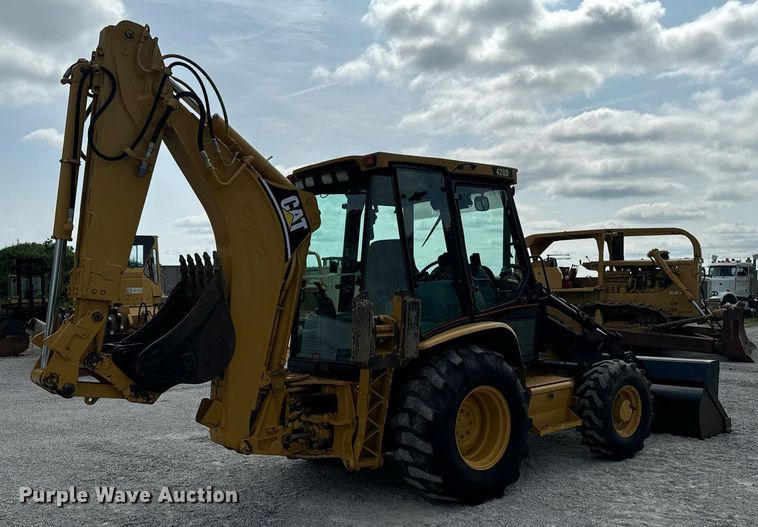 image for item DW2254 2002 Caterpillar 420D backhoe