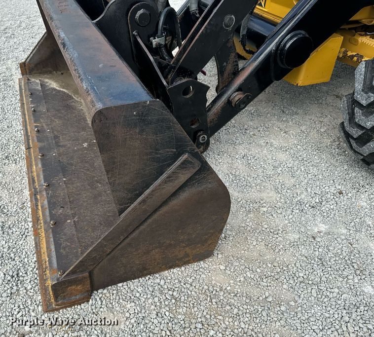 image for item DW2254 2002 Caterpillar 420D backhoe