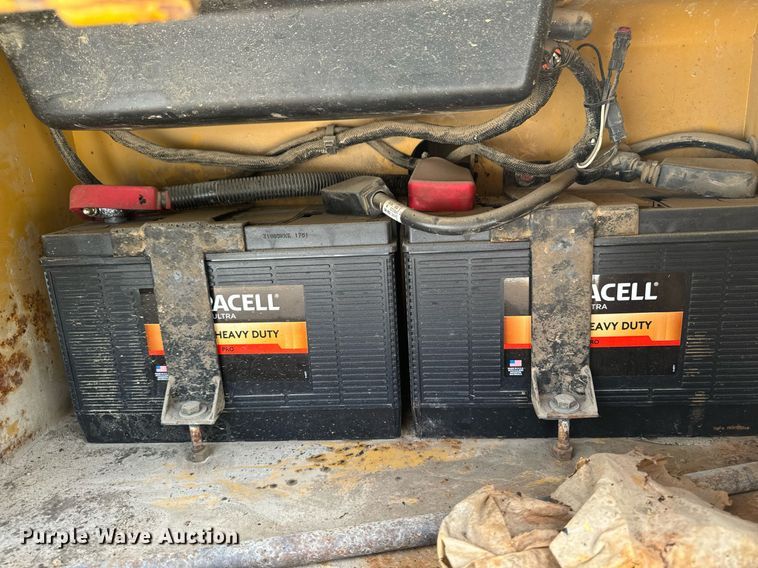 image for item DW2254 2002 Caterpillar 420D backhoe