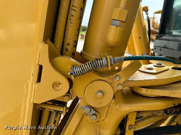 image for item DW2254 2002 Caterpillar 420D backhoe