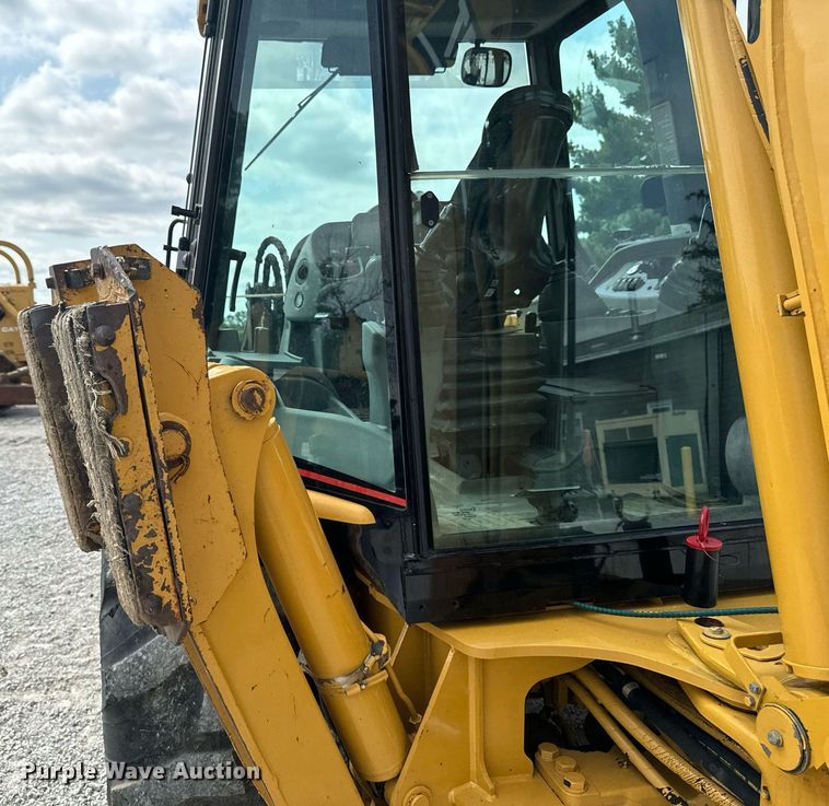 image for item DW2254 2002 Caterpillar 420D backhoe