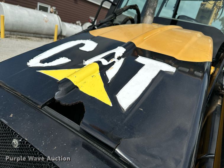 image for item DW2254 2002 Caterpillar 420D backhoe