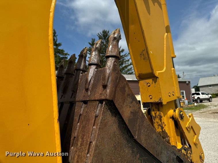 image for item DW2254 2002 Caterpillar 420D backhoe