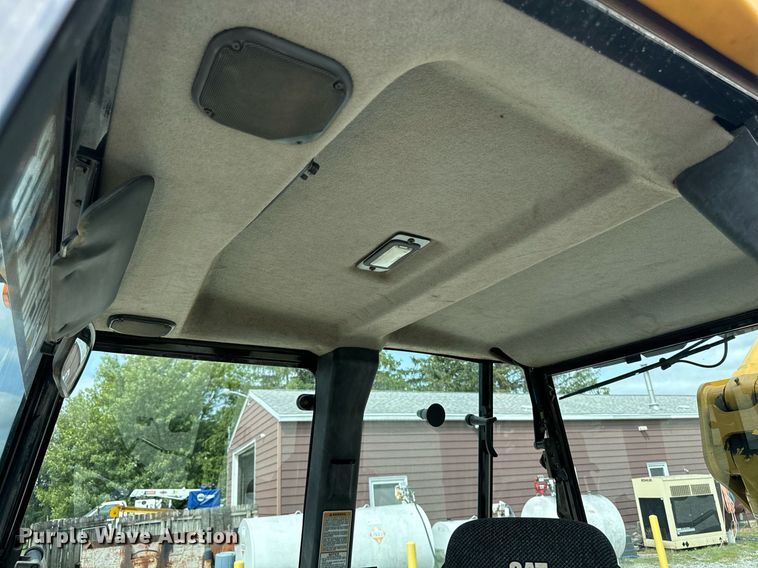 image for item DW2254 2002 Caterpillar 420D backhoe