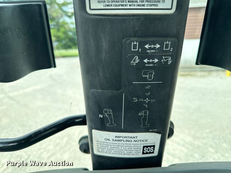 image for item DW2254 2002 Caterpillar 420D backhoe