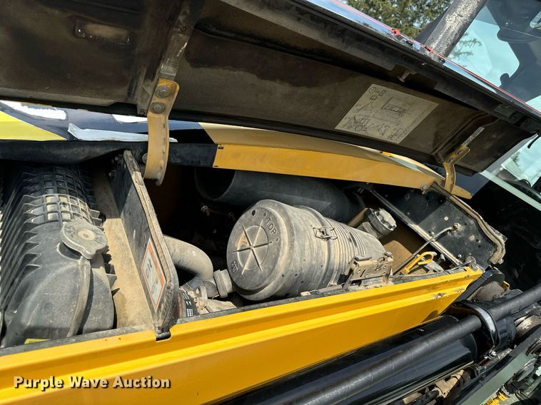 image for item DW2254 2002 Caterpillar 420D backhoe