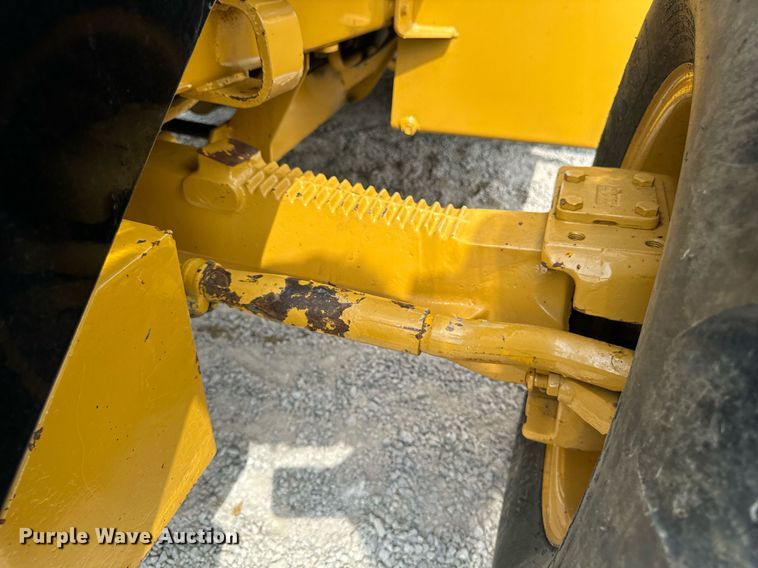 image for item DW2254 2002 Caterpillar 420D backhoe