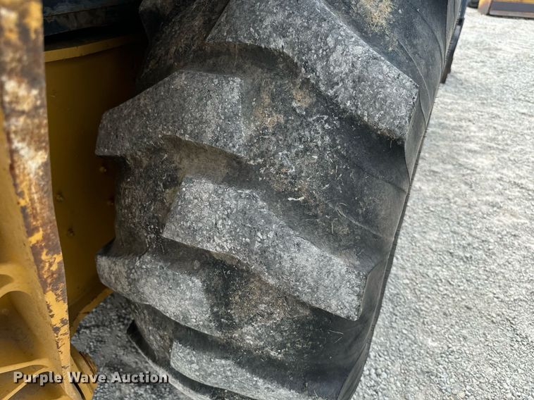 image for item DW2254 2002 Caterpillar 420D backhoe