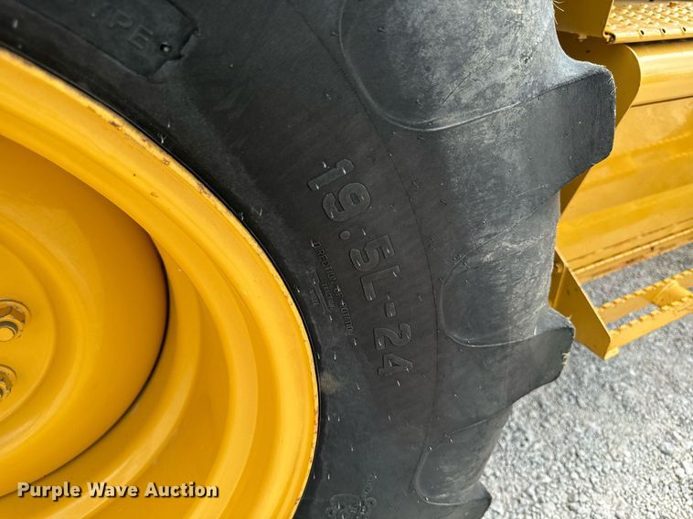 image for item DW2254 2002 Caterpillar 420D backhoe