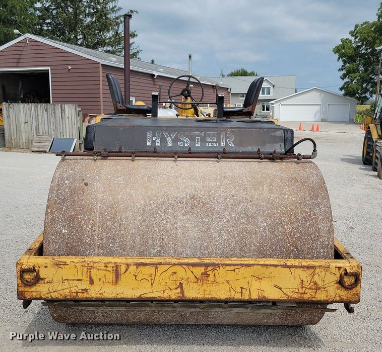 image for item DW2255 Hyster C615B single drum vibratory roller