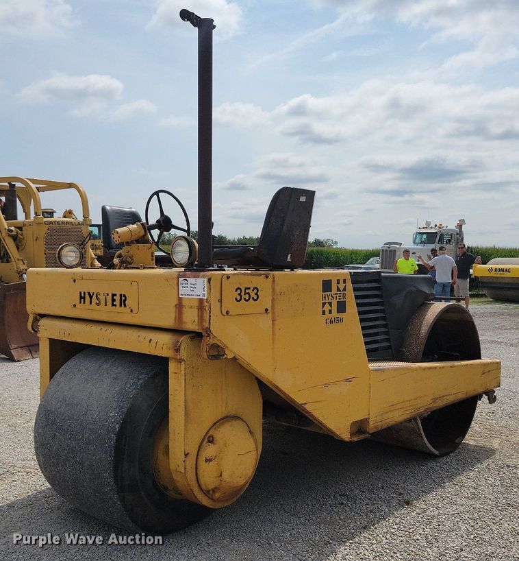 image for item DW2255 Hyster C615B single drum vibratory roller