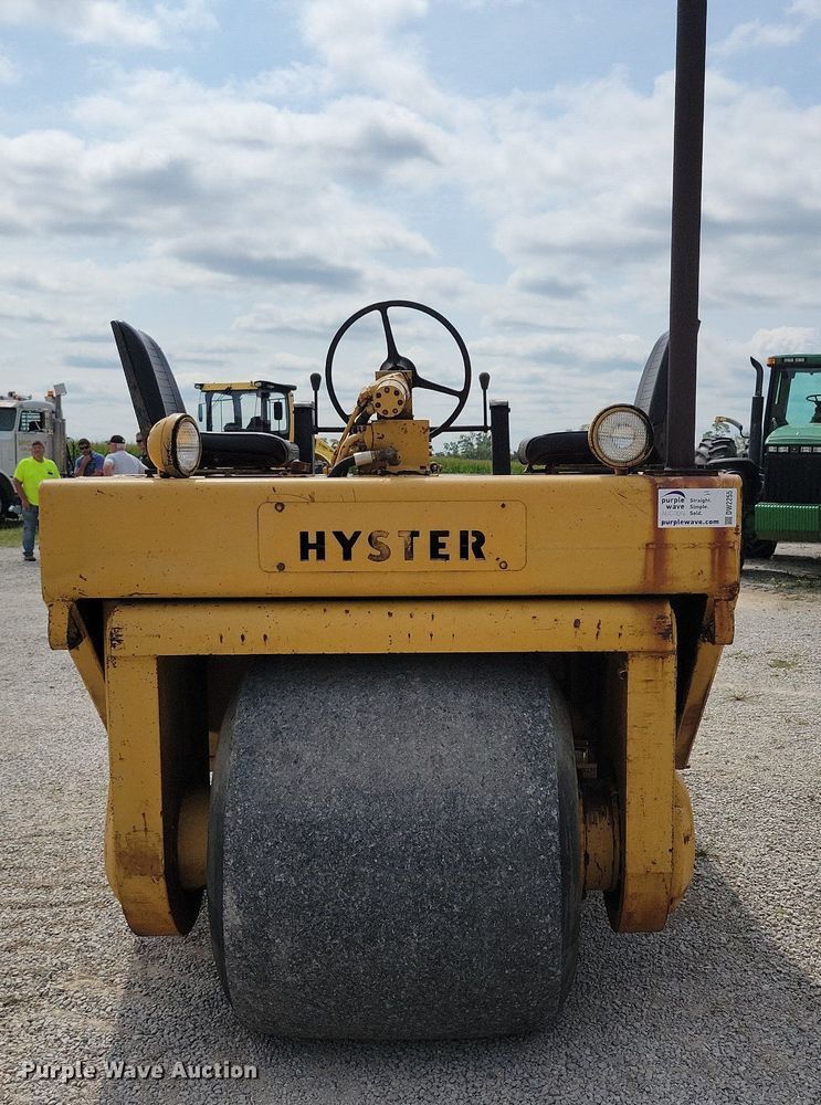 image for item DW2255 Hyster C615B single drum vibratory roller