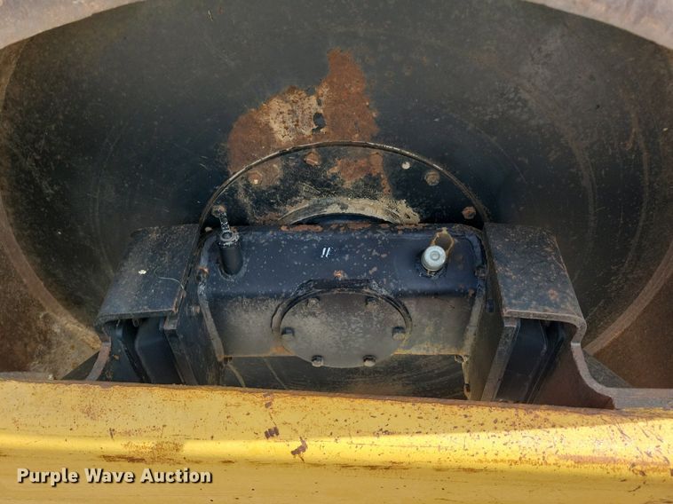 image for item DW2255 Hyster C615B single drum vibratory roller