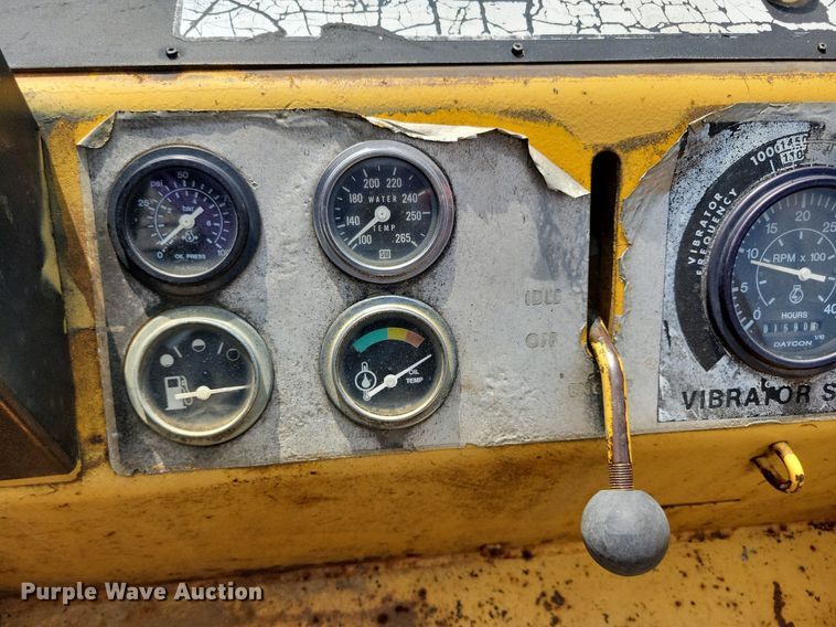 image for item DW2255 Hyster C615B single drum vibratory roller