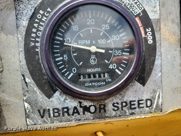 image for item DW2255 Hyster C615B single drum vibratory roller