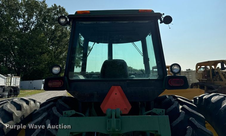 image for item DW2257 1979 John Deere 4640P tractor