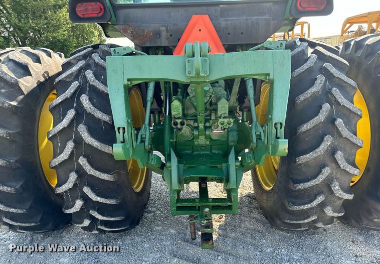 image for item DW2257 1979 John Deere 4640P tractor