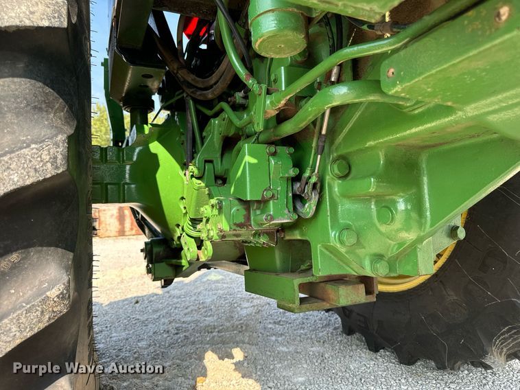 image for item DW2257 1979 John Deere 4640P tractor