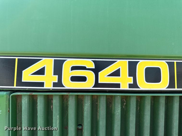 image for item DW2257 1979 John Deere 4640P tractor