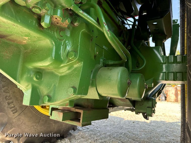 image for item DW2257 1979 John Deere 4640P tractor