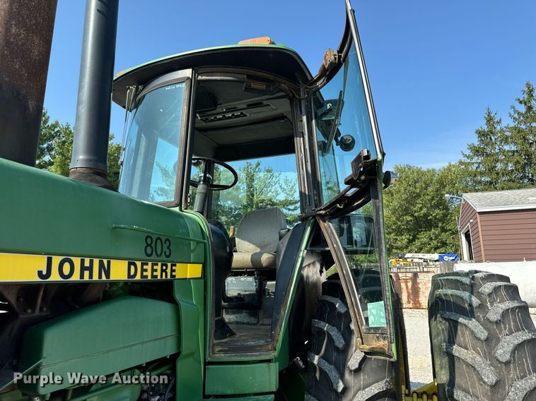 image for item DW2257 1979 John Deere 4640P tractor