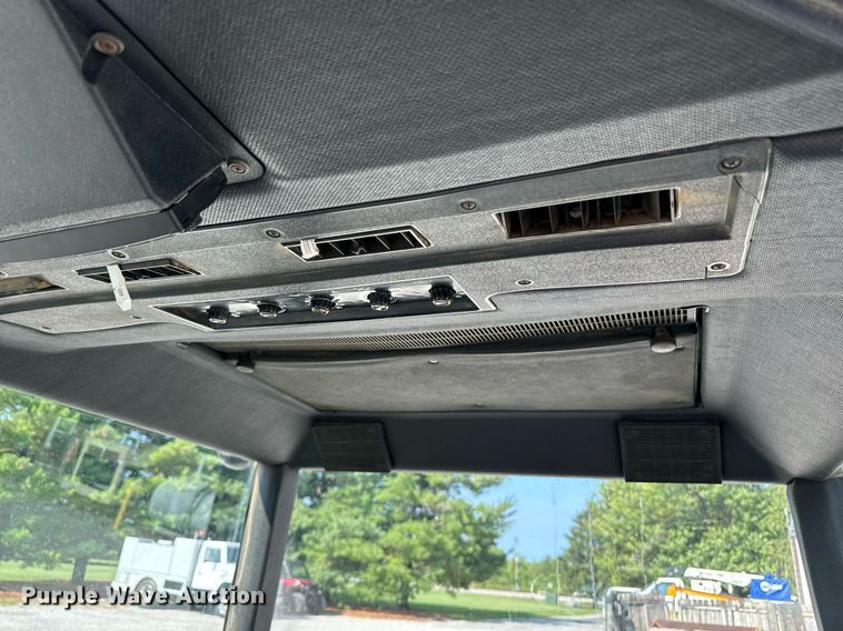 image for item DW2257 1979 John Deere 4640P tractor