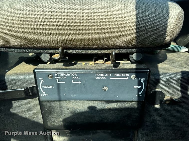 image for item DW2257 1979 John Deere 4640P tractor