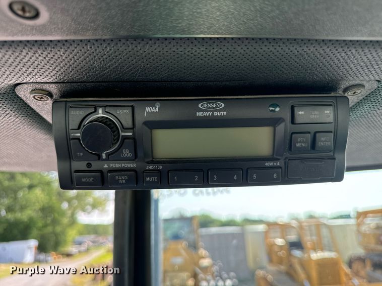 image for item DW2257 1979 John Deere 4640P tractor