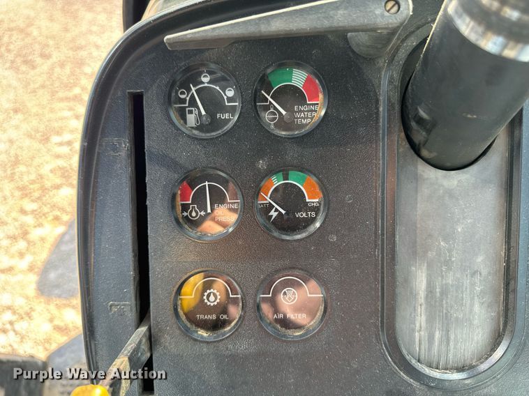 image for item DW2257 1979 John Deere 4640P tractor