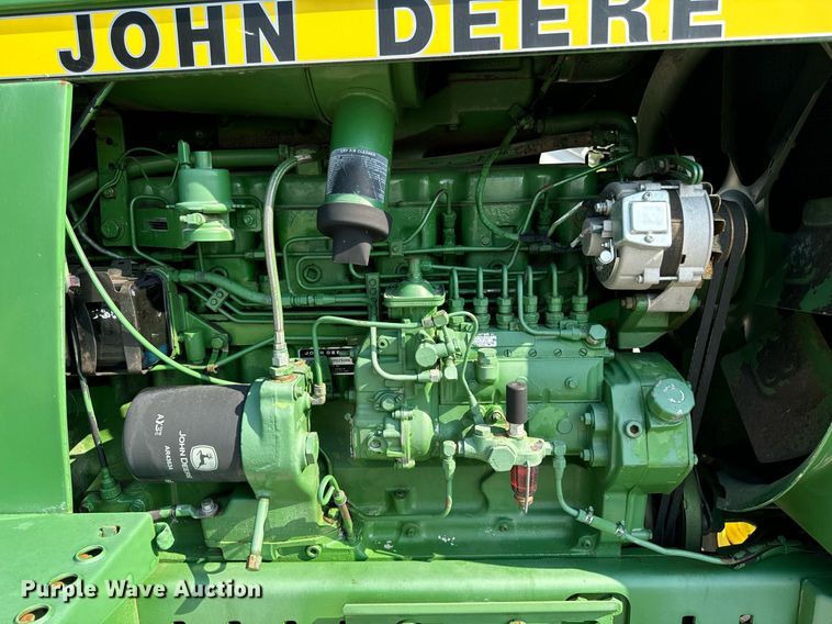 image for item DW2257 1979 John Deere 4640P tractor