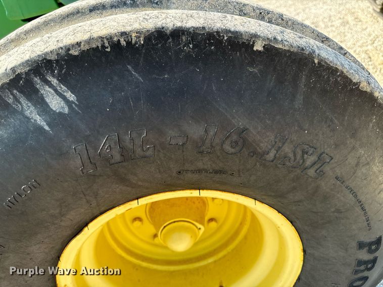 image for item DW2257 1979 John Deere 4640P tractor