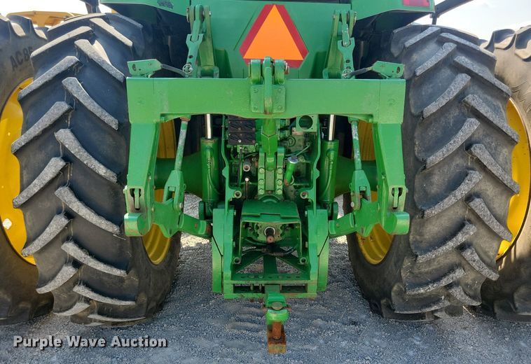 image for item DW2258 2000 John Deere 8410 MFWD tractor