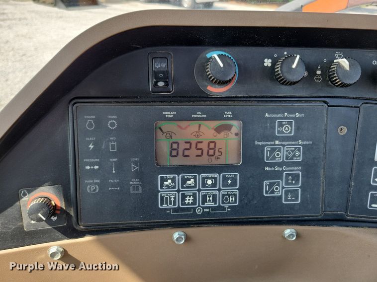 image for item DW2258 2000 John Deere 8410 MFWD tractor