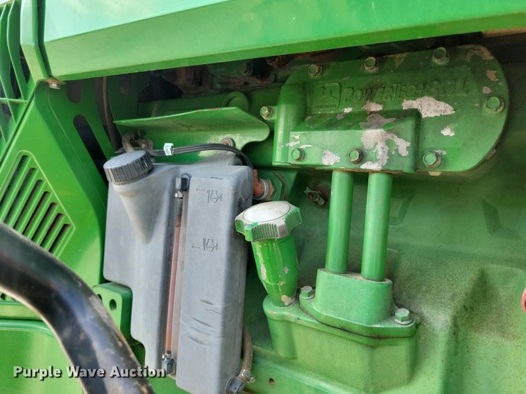 image for item DW2258 2000 John Deere 8410 MFWD tractor